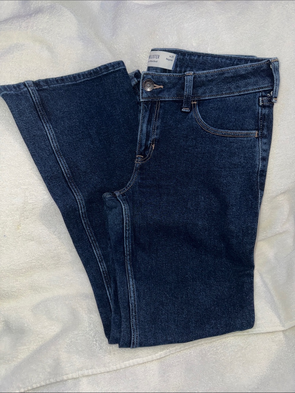 Dark Wash Hollister Low-rice bootcut jeans